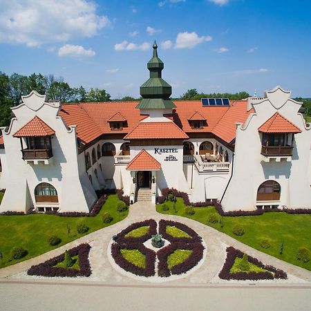 Hotel Kasztel Rzezawa Exterior photo